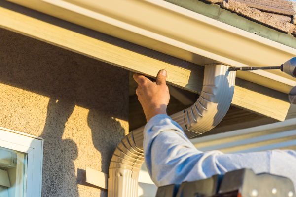 Aluminum Rain Gutter Service in Sebastian
